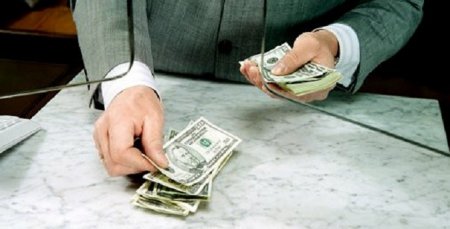 Налог на вклады в России 2017: Минфин обяжет физлица платить НДФЛ с доходов по депозитам