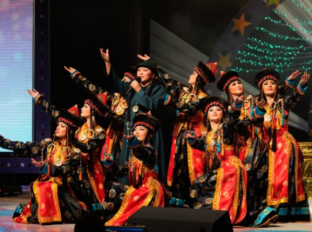 В финал шоу «Танцуют все!» вышел театр песни и танца «Байкал» из Бурятии. ВИДЕО
