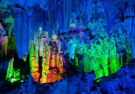 Удивительные уголки мира: красивые пещеры для любителей экстремального отдыха