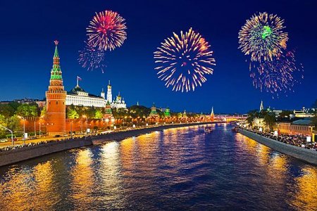 Салют 9 мая 2017 в Москве: онлайн трансляция салюта в честь Дня Победы, где смотреть