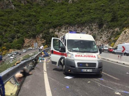 В Турции 13 мая автобус с туристами попал в ДТП близ Мармариса, погибли 20 человек. ФОТО, ВИДЕО