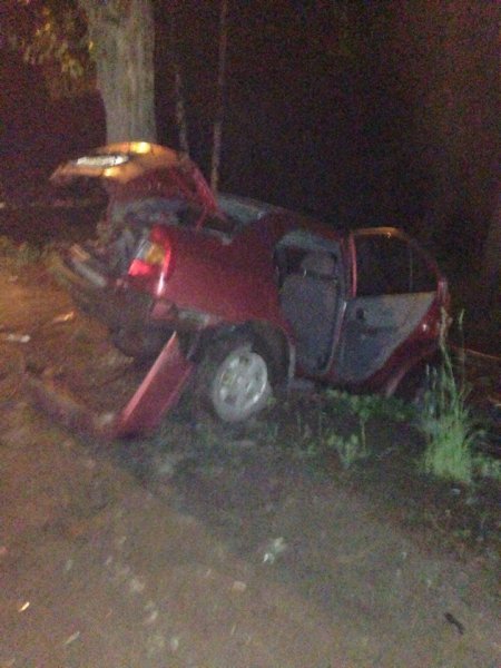 В Брянске на Стальзаводе водитель разбил свою машину и сбежал‍