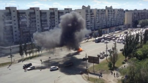В центральной части Омска произошел взрыв иномарки