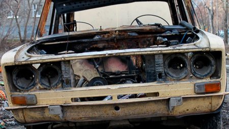 В Барабинске Новосибирской области двое детей сгорели в машине, играя со спичками
