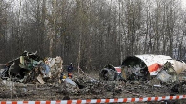 МАК: на борту разбившегося под Смоленском Ту-154 следов взрывчатки не выявлено
