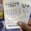 В Калифорнии неизвестный выиграл в лотерею Powerball почти полмиллиарда долларов