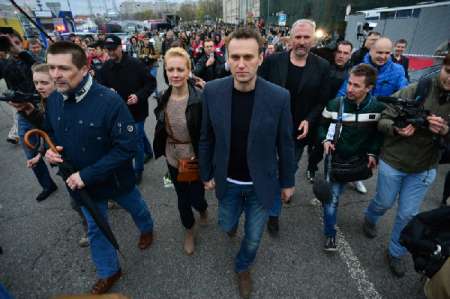 Алексея Навального задержали 12 июня в подъезде его дома в Москве