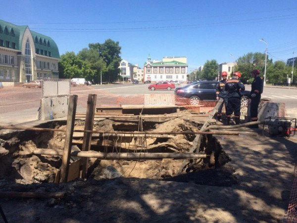 В Барнауле коммунальщики случайно откопали человеческие останки