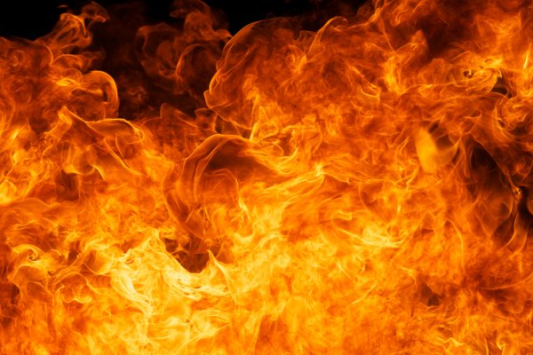 В Пермской области загорелся мужчина, укладывая асфальт
