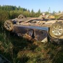 В Нижегородской области женщина-водитель опрокинула иномарку в кювет
