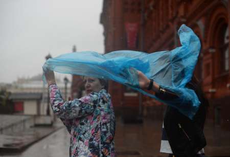 МЧС предупредило о резком ухудшении погоды в Москве до вечера 4 июля: ожидаются дождь, гроза и усиление ветра