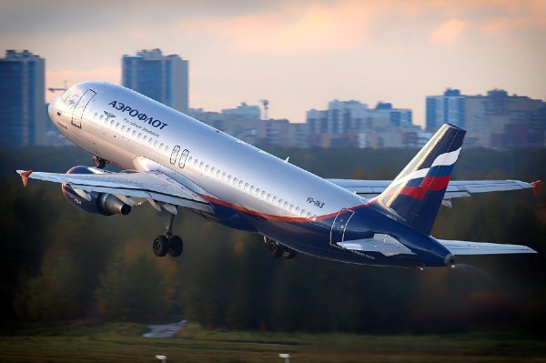 Семь авиакомпаний оштрафованы за задержку рейсов в Москве