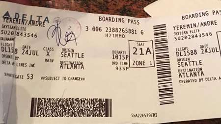 В США россиянина Андрея Еремина сняли с рейса из Сиэтла в Атланту за «оккупацию Крыма»