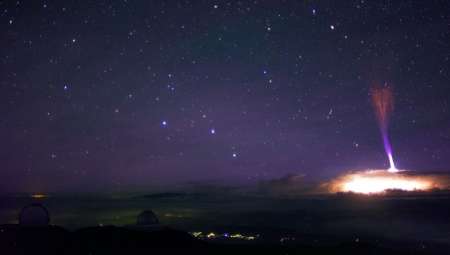 В вершину горы Мауна-Кеа на Гавайях ударила молния из космоса. ВИДЕО