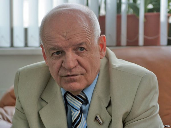 В тяжелом состоянии в ЦКБ с переломом ребер попал бывший мэр Владивостока