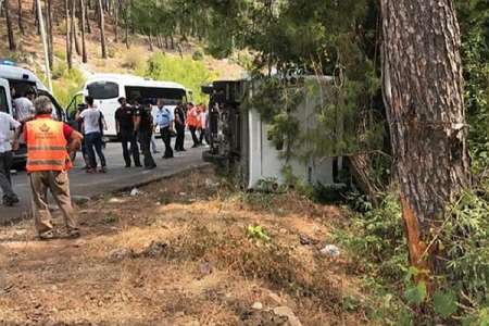 В перевернувшемся 21 августа автобусе на трассе Анталья - Кемер в Турции пострадали 11 россиян. ФОТО