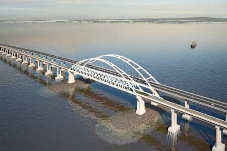 Крымский мост, последние новости: Строители приступили к установке железнодорожной арки