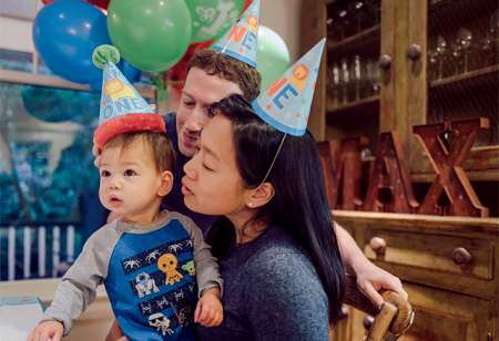 Основатель Facebook Марк Цукерберг сообщил о рождении второй дочери