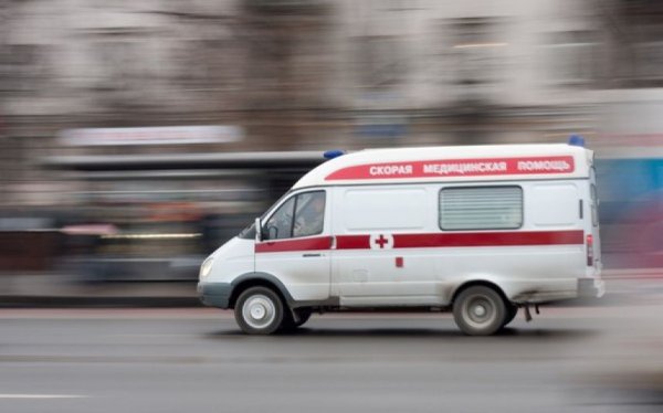 В Москве женщина попала в больницу после удара крестом от батюшки