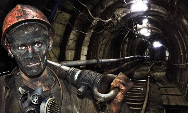 Источник: Под землей в момент задымления в шахтах Воркуты находилось 460 человек
