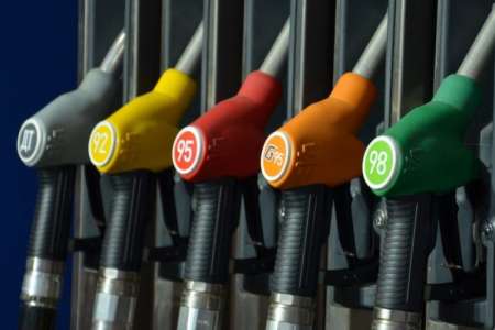 Бензин в России может подорожать до 50 рублей за один литр