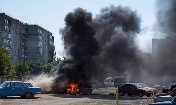 Пулемёты, треноги, танки: Вооруженные люди всколыхнули ЛНР