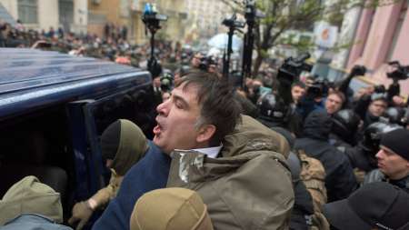 Саакашвили: Путин пошлет за мной самолет