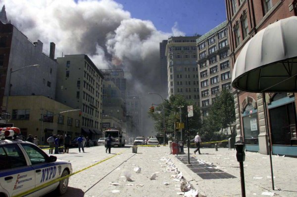 Полицейский, первым пришедший на помощь при теракте 9/11, был найден мертвым