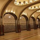 Кинологи проверят станцию метро в Москве из-за бесхозного предмета