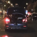 Мажор прокатился по улицам Москвы в открытом багажнике BMW