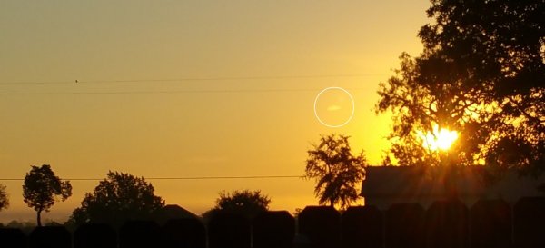 Очевидцы засняли необычное НЛО в Техасе