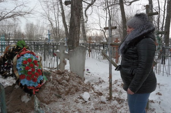 Полиция ищет вандалов, разрывших могилу в Калуге
