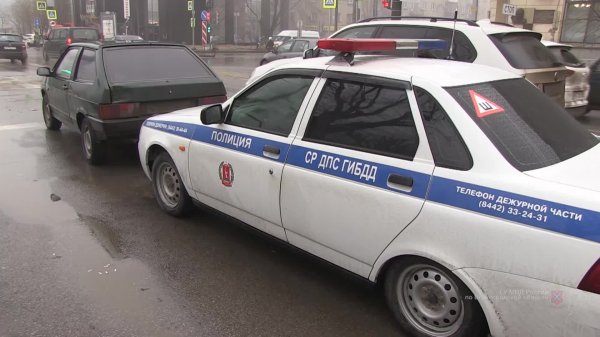 В Ростове полиция во время погони открыла огонь по ворам