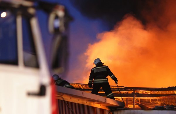 В жилом доме города Ростов-на-Дону начался пожар