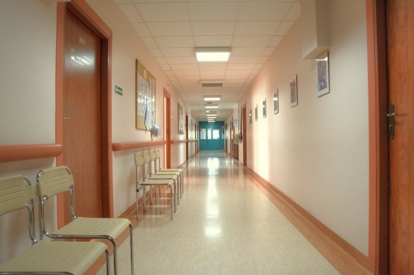 Жительнице Нижнего Тагила пьяные врачи отказали в медпомощи