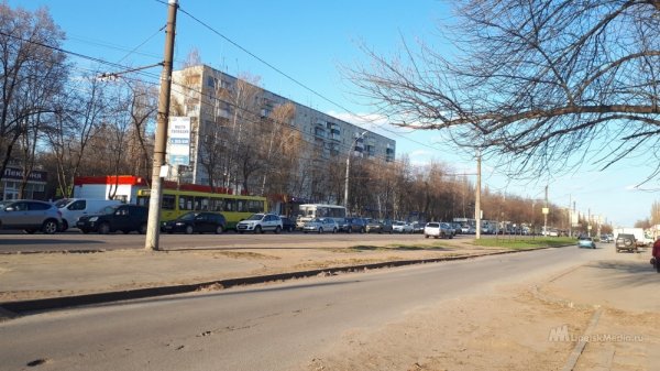 В Липецке образовалась пробка из-за ДТП с Audi и Lexus