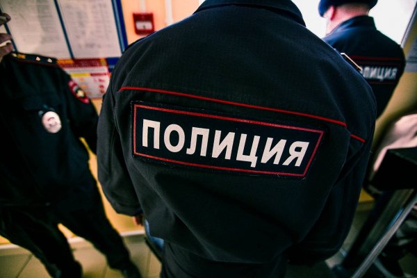 В Кирове пьяные несовершеннолетние девушки подрались с сотрудниками ДПС