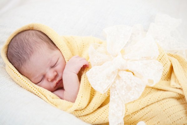 В Воронежской области новорожденного ребенка нашли рядом с трупом матери