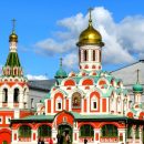 В Москве реставратор сорвался с крыши храма и остался жив