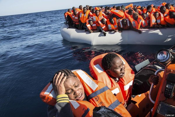 У берегов Кипра затонуло судно с 160 беженцами