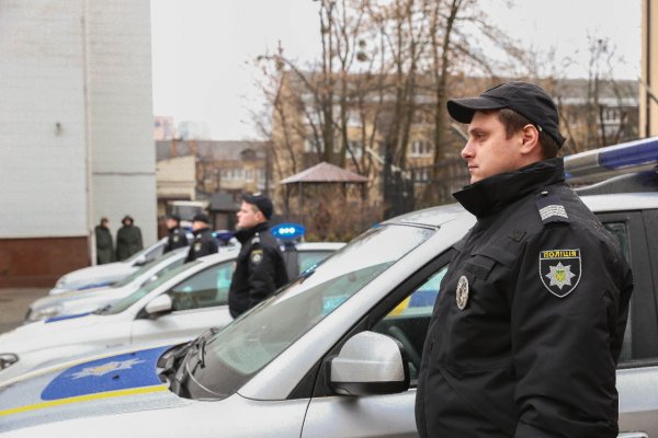 В Харькове неизвестный устроил стрельбу в горсовете и убил полицейского