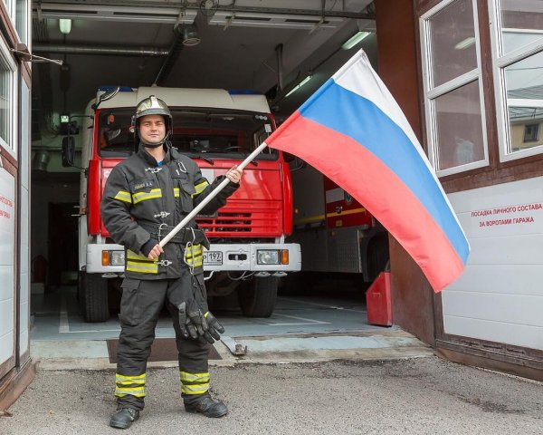 В Москве эвакуировали школу из-за дымовой шашки