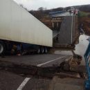 Власти выясняют причину обрушения автомобильного моста в Приморье