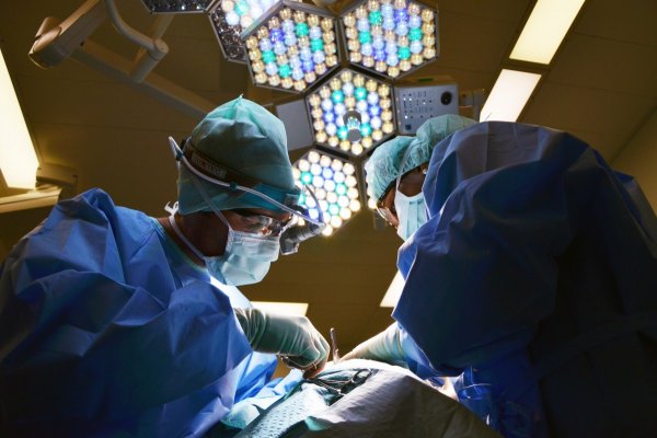 Американский хирург по ошибке удалил пациентке здоровую почку